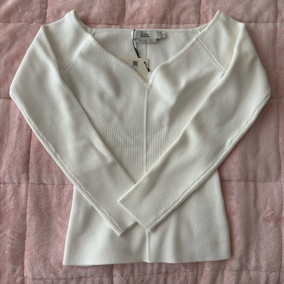 BNWT Love bonito sweetheart sweater - Picture 6 of 8